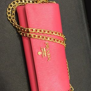 Prada wallet on chain pink